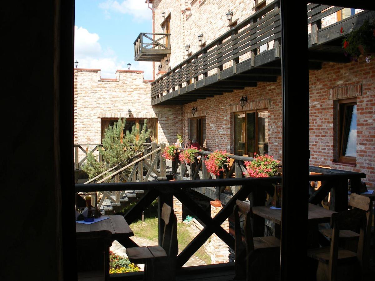 Tvirtove Prie Didziulio Hotel Dėdeliškės Exterior foto